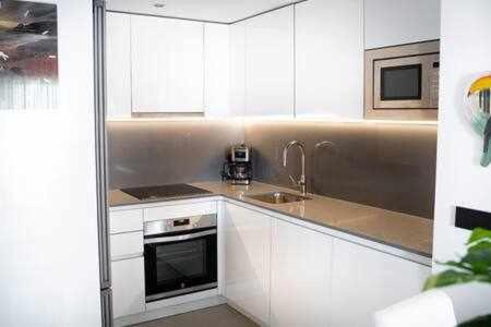 Apartamento De 3 Dormitorios Piscina Y Parking Calpe Exterior photo